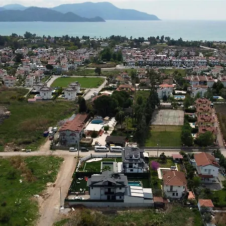 çalışta 8 Kişilik Lüks Gezer Fethiye