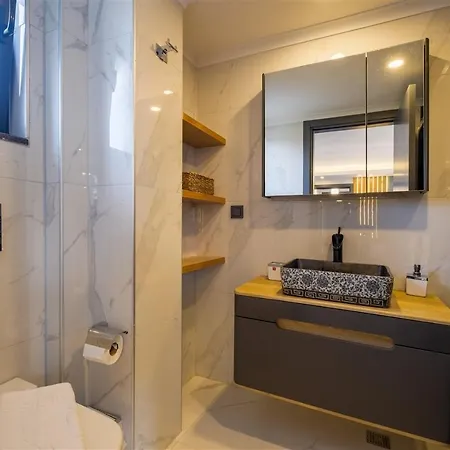 Calista 8 Kisilik Lueks Gezer