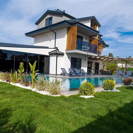 Calista 8 Kisilik Lueks Gezer * Fethiye