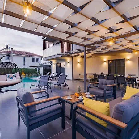 Villa Calista 8 Kisilik Lueks Gezer *