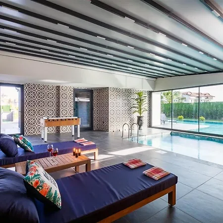 Calista 8 Kisilik Lueks Gezer *