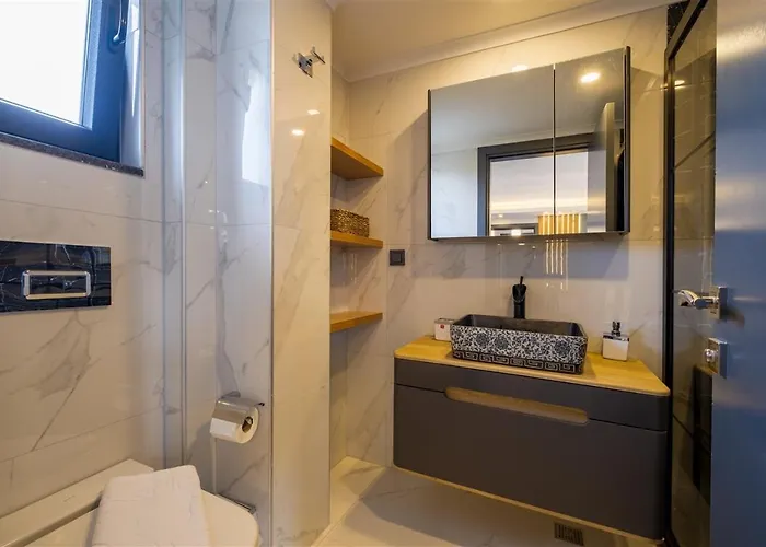 Calista 8 Kisilik Lueks Gezer