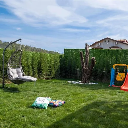 Calista 8 Kisilik Lueks Gezer فيلة فتحية