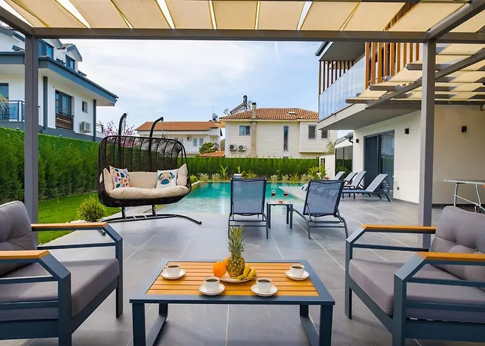 Villa çalışta 8 Kişilik Lüks Gezer