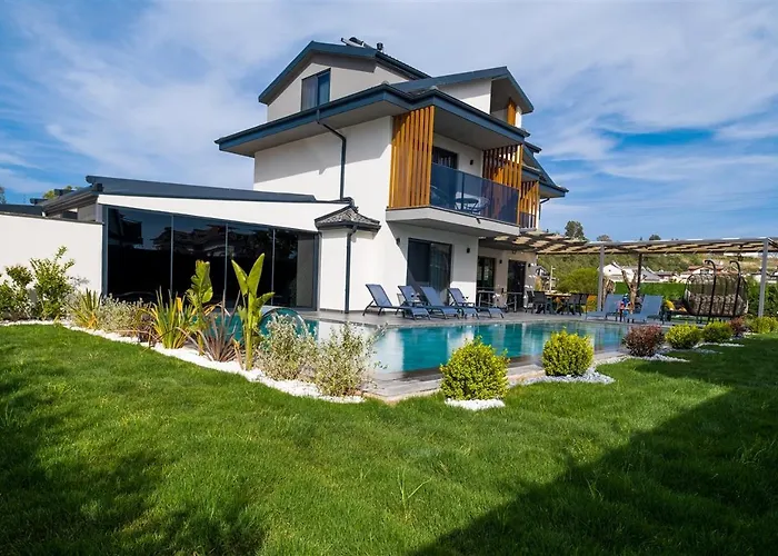 çalışta 8 Kişilik Lüks Gezer * Fethiye