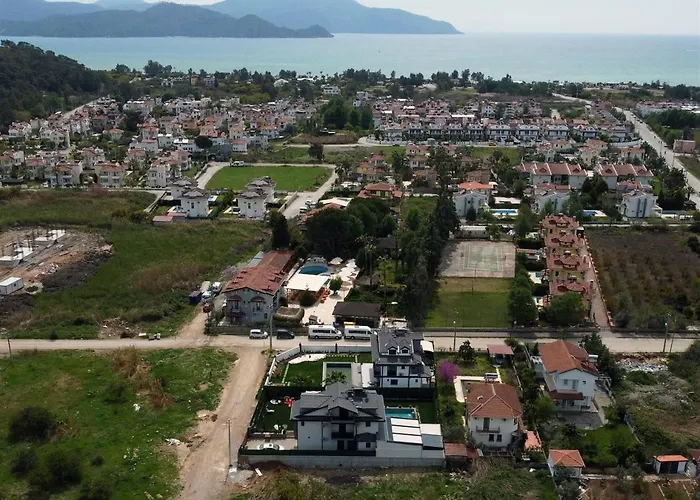 çalışta 8 Kişilik Lüks Gezer Fethiye